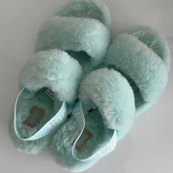 UGG Oh Yeah Slide 'Sky' Sheepskin Slippers - Picture 4 of 10